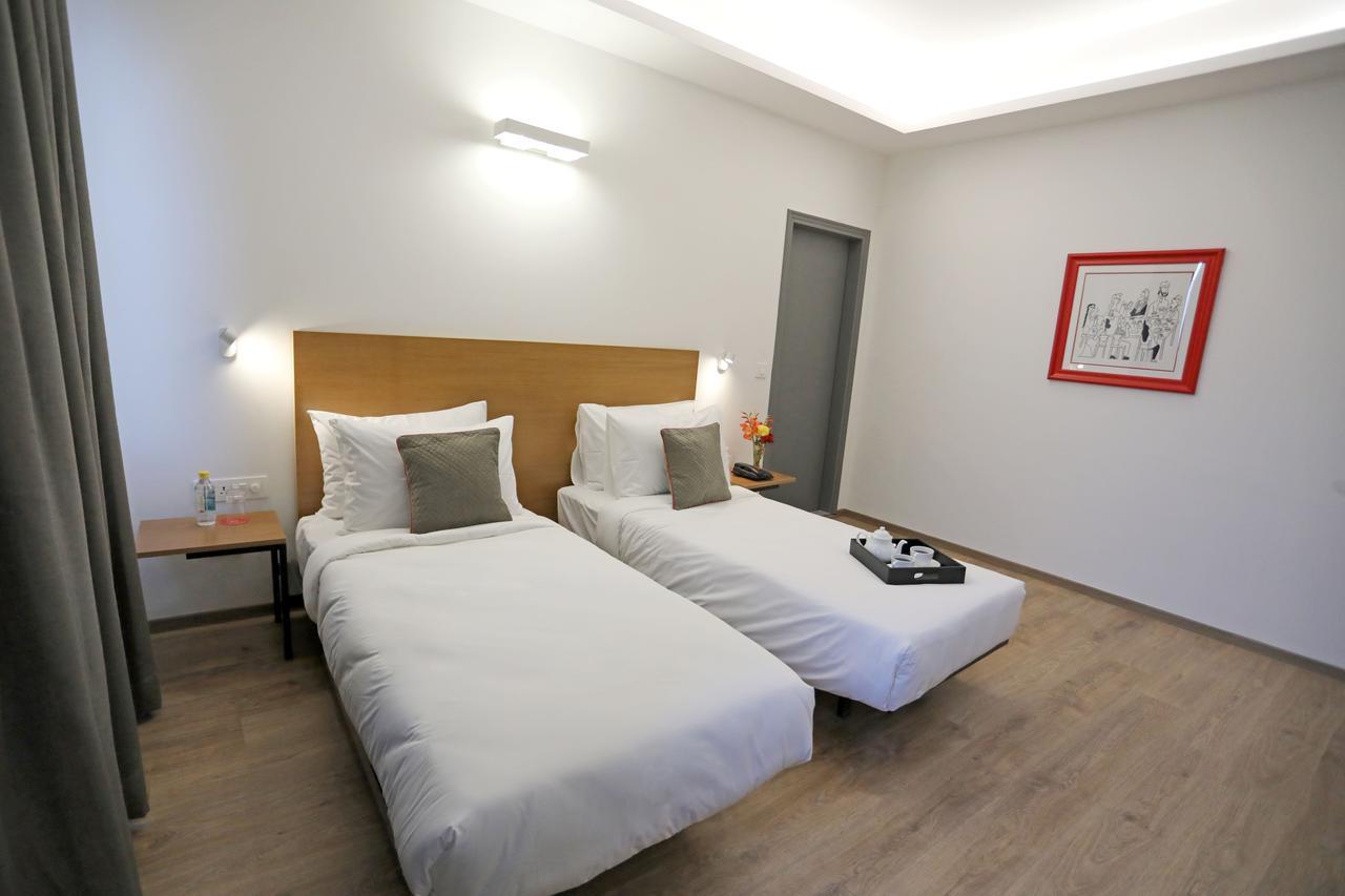 Hotel Oyo Townhouse 027 Sector 15 Gurgaon Zewnętrze zdjęcie
