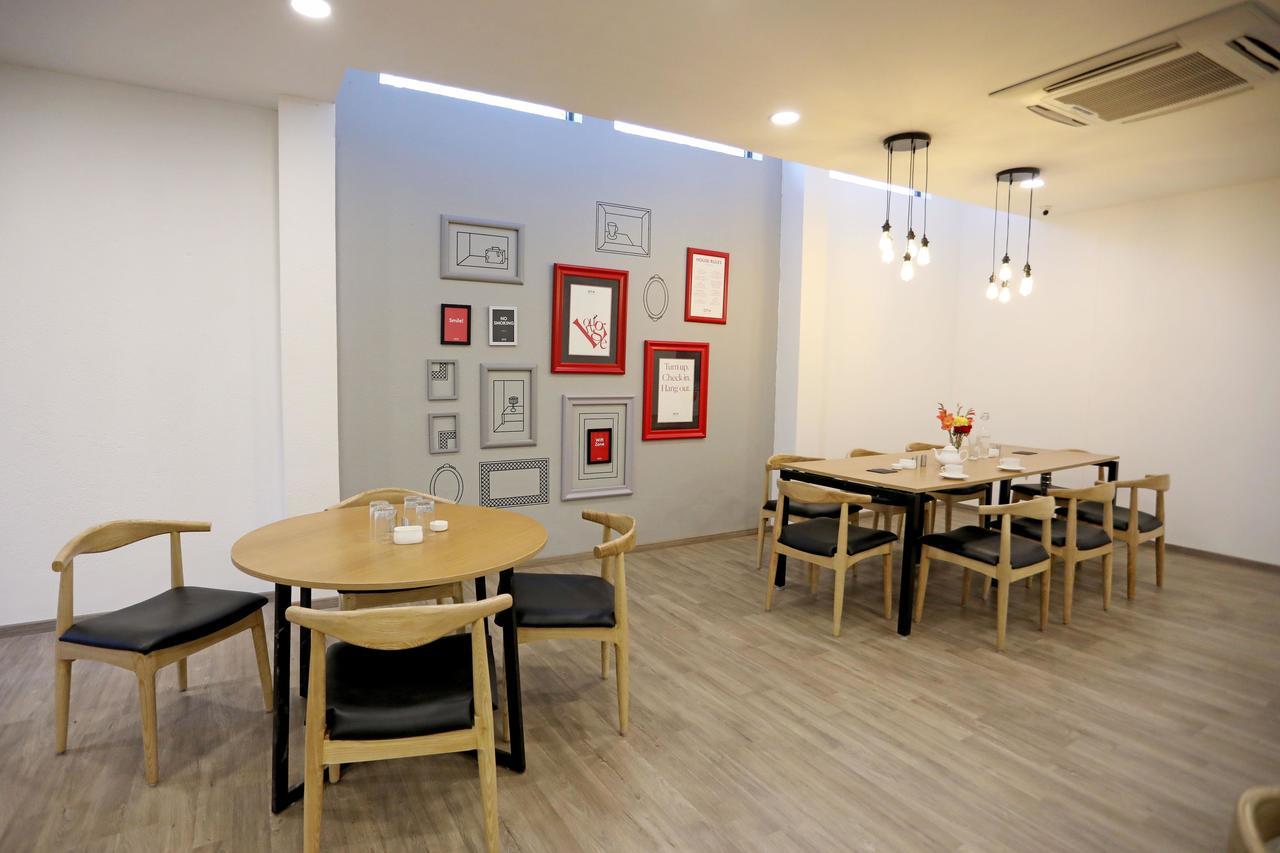 Hotel Oyo Townhouse 027 Sector 15 Gurgaon Zewnętrze zdjęcie
