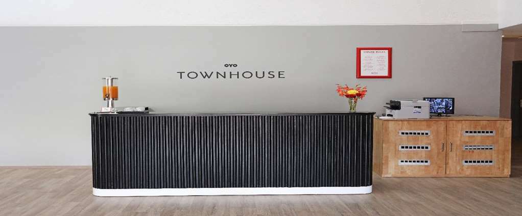 Hotel Oyo Townhouse 027 Sector 15 Gurgaon Udogodnienia zdjęcie