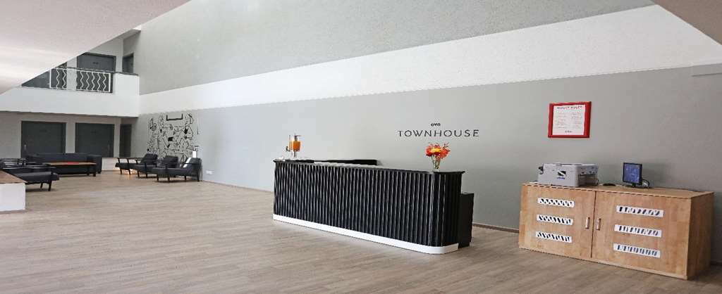 Hotel Oyo Townhouse 027 Sector 15 Gurgaon Udogodnienia zdjęcie