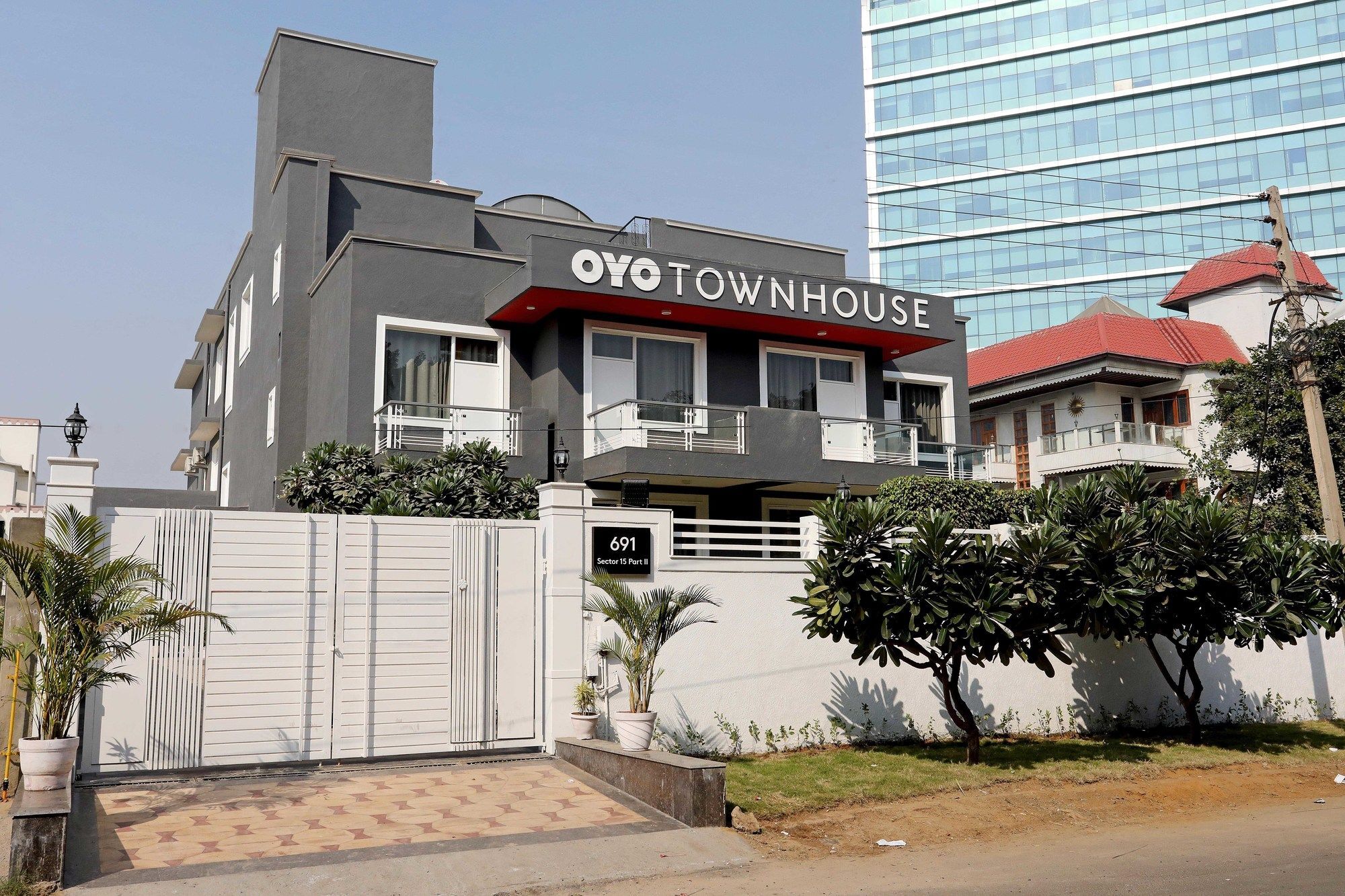 Hotel Oyo Townhouse 027 Sector 15 Gurgaon Zewnętrze zdjęcie