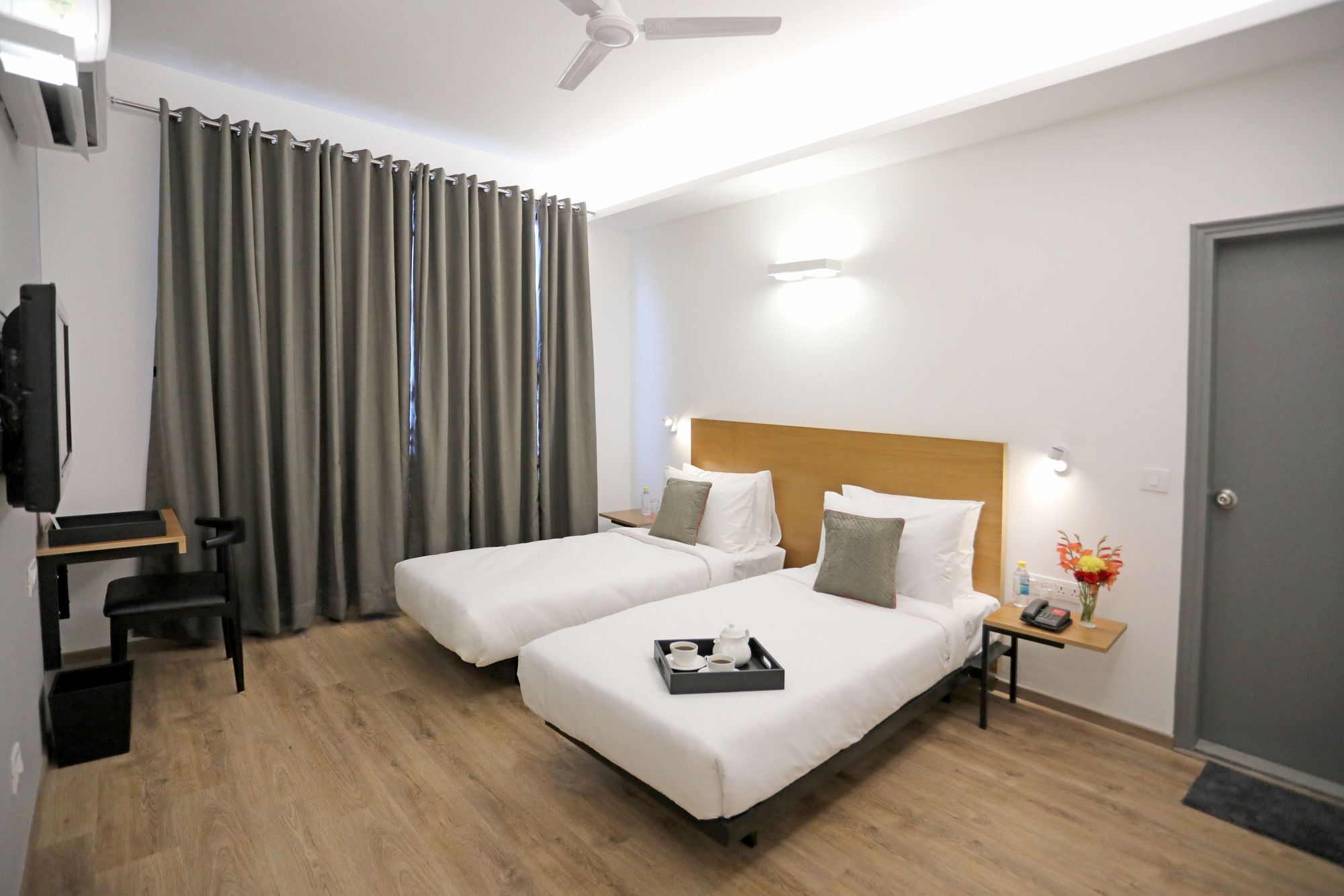 Hotel Oyo Townhouse 027 Sector 15 Gurgaon Zewnętrze zdjęcie