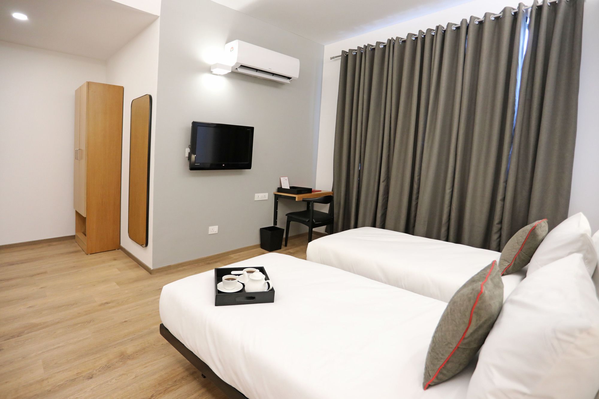 Hotel Oyo Townhouse 027 Sector 15 Gurgaon Zewnętrze zdjęcie