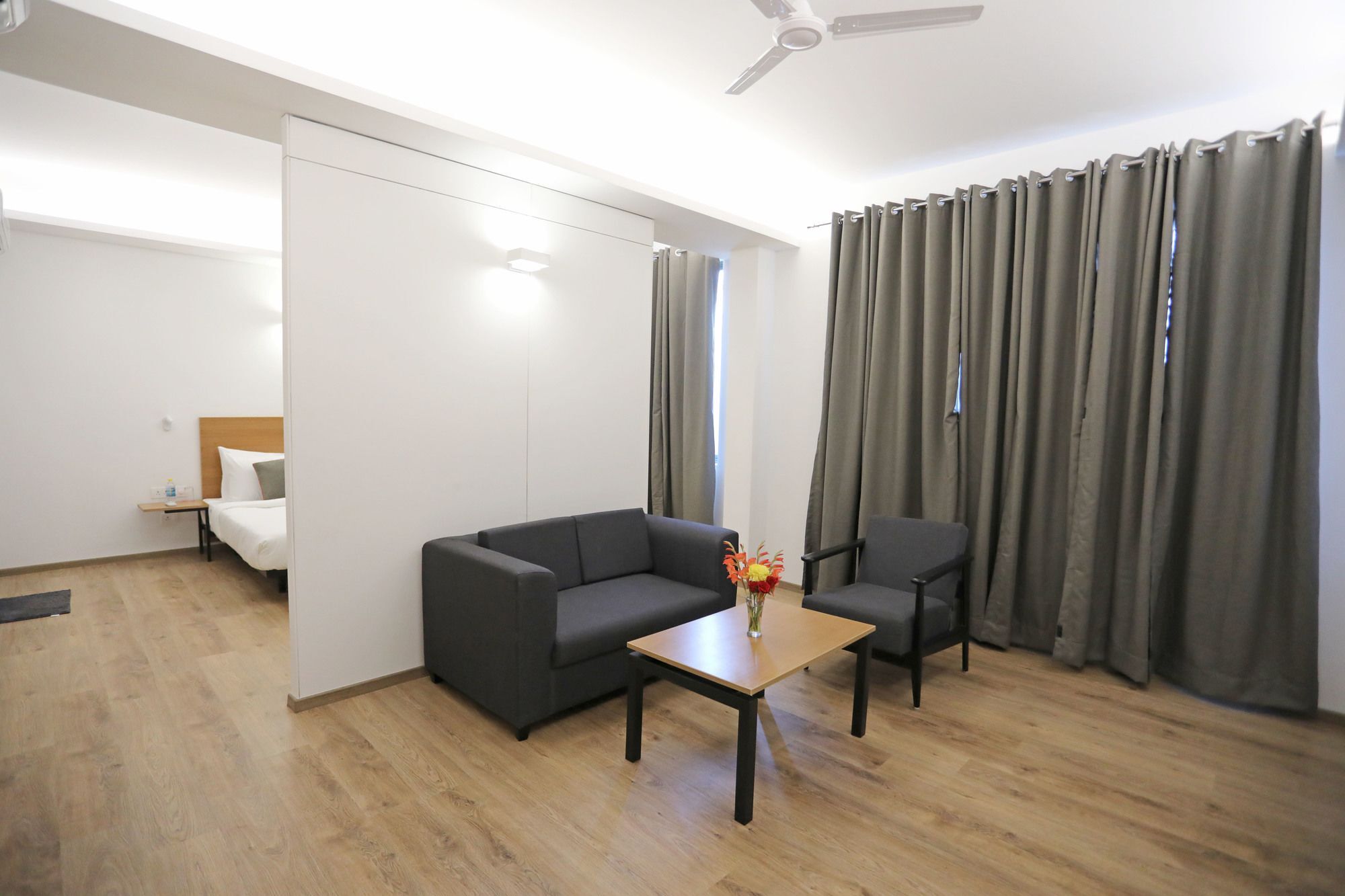 Hotel Oyo Townhouse 027 Sector 15 Gurgaon Zewnętrze zdjęcie